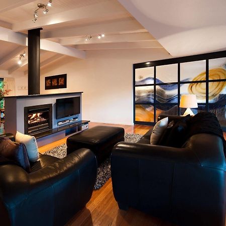 Springs Spa Villa Хепбёрн-Спрингс Экстерьер фото