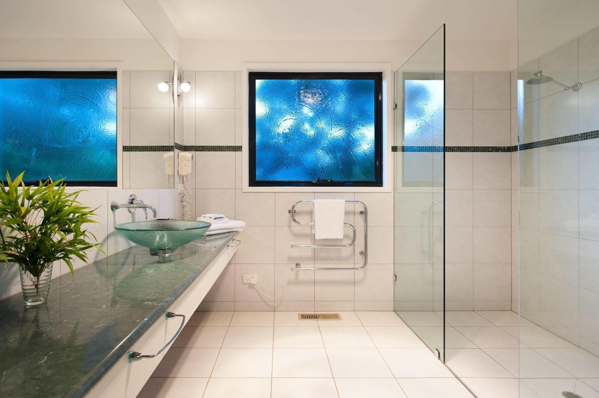 Springs Spa Villa Хепбёрн-Спрингс Экстерьер фото